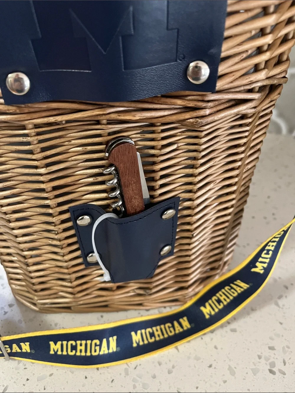 University of Michigan wicker wine basket new